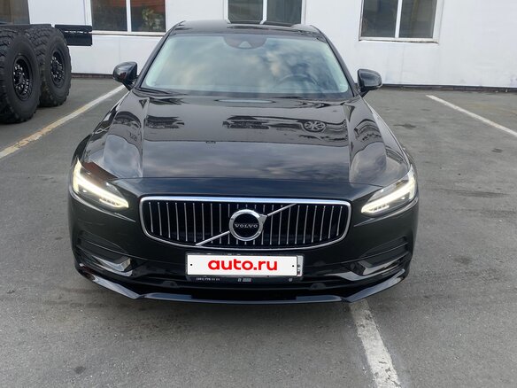 2017 Volvo S90 II, чёрный, 3100000 рублей