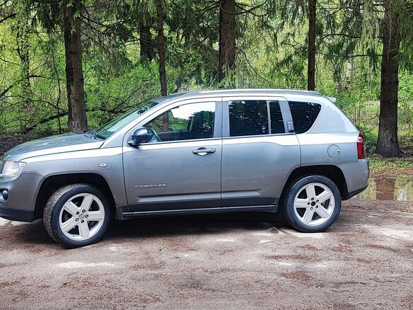 2011 Jeep Compass I Рестайлинг, серый, 1100000 рублей - вид 6