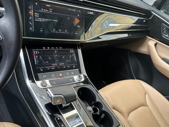 2021 Audi Q7 45 TFSI II (4M) Рестайлинг, чёрный, 5600000 рублей - вид 26
