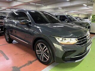 2023 Volkswagen Tiguan II Рестайлинг, серый, 2450001 рублей, вид 4