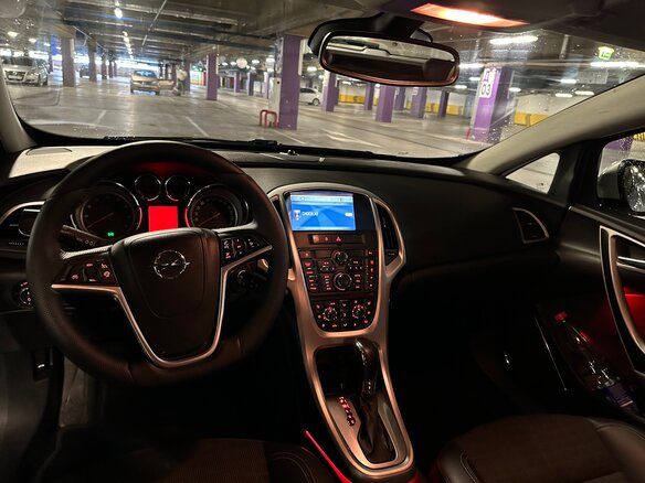 2012 Opel Astra GTC J Рестайлинг, серебристый, 990000 рублей - вид 19