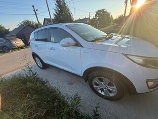 2012 Kia Sportage III, белый, 1300000 рублей, вид 2