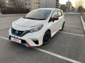 2019 Nissan Note Nismo e-Power II Рестайлинг, белый, 1660000 рублей