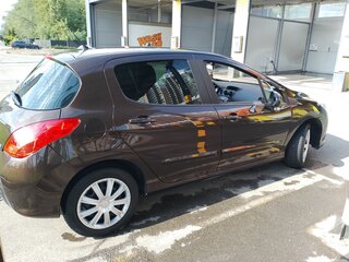 2012 Peugeot 308 I Рестайлинг, коричневый, 635000 рублей, вид 4