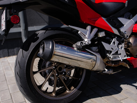 2014 Honda VFR 800, красный, 814312 рублей - вид 31