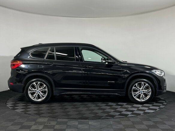 2017 BMW X1 20i xDrive II (F48), чёрный, 1870000 рублей - вид 5