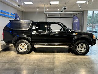 2008 Nissan NP300, чёрный, 1049000 рублей, вид 4