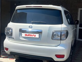 2011 Nissan Patrol VI (Y62), белый, 3500000 рублей, вид 4