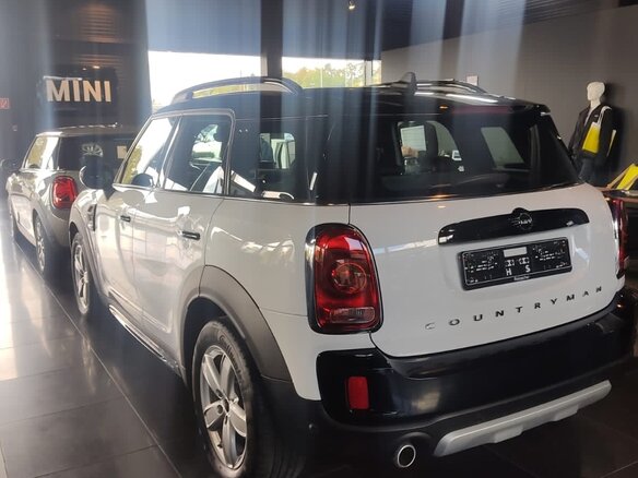 2019 Mini Countryman Cooper II, белый, 2500000 рублей - вид 19