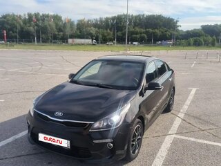 2019 Kia Rio IV, чёрный, 1700000 рублей, вид 2