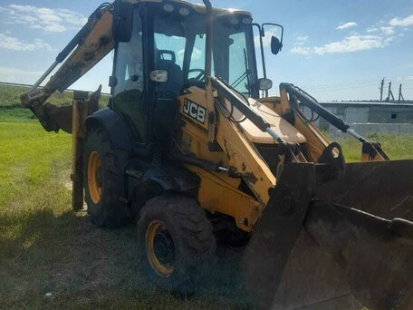 2012 JCB 3CX, жёлтый, 6800000 рублей, вид 4