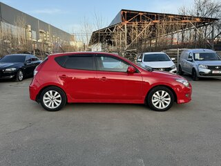 2010 Hyundai i30 I Рестайлинг, красный, 750000 рублей, вид 4