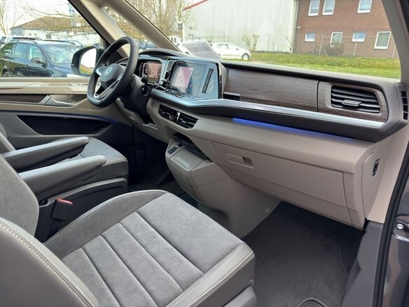 2025 Volkswagen Multivan T7, чёрный, 9100000 рублей - вид 19