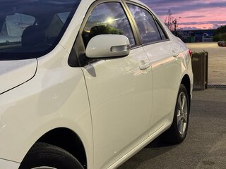 2011 Toyota Corolla X (E140, E150) Рестайлинг, белый, 1050000 рублей, вид 5
