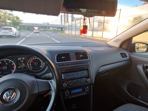 2010 Volkswagen Polo V, серый, 630000 рублей - вид 19