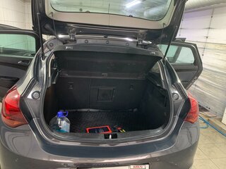 2013 Opel Astra J Рестайлинг, серый, 829999 рублей, вид 3