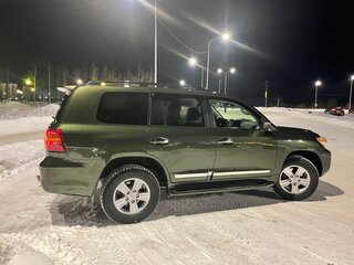 2013 Toyota Land Cruiser 200 Series Рестайлинг 1, зелёный, 3900000 рублей, вид 5