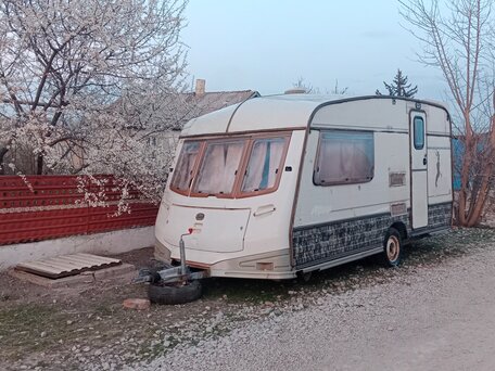 1995 ACE Caravans Award Brightstar, белый, 260000 рублей, вид 1