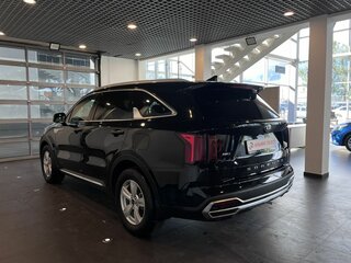 2021 Kia Sorento IV, чёрный, 3325000 рублей, вид 5