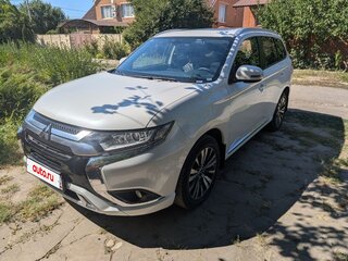 2022 Mitsubishi Outlander III Рестайлинг 3, белый, 3100000 рублей, вид 1
