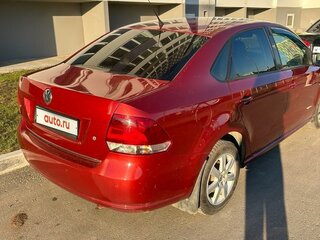 2011 Volkswagen Polo V, пурпурный, 920000 рублей, вид 4