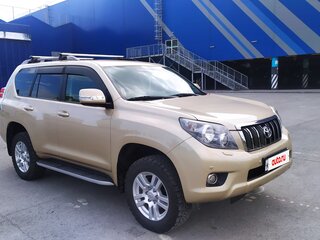 2011 Toyota Land Cruiser Prado 150 Series, золотистый, 3200000 рублей, вид 2