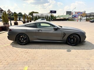 2020 BMW M8 Competition I (F91/F92/F93), серый, 13500000 рублей, вид 4
