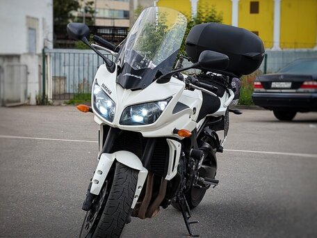 2012 Yamaha FZ1, белый, 575000 рублей, вид 2
