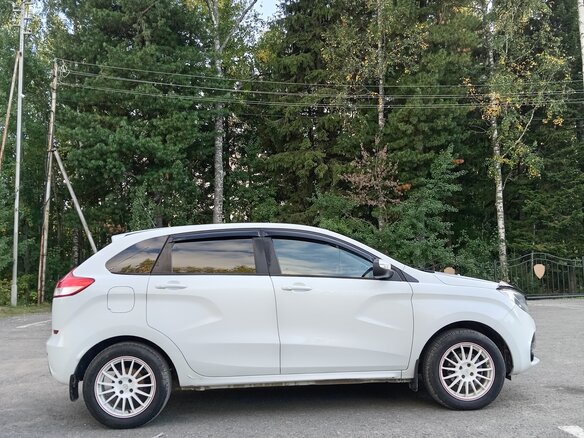2016 Lada (ВАЗ) XRAY I, белый, 1000000 рублей - вид 2