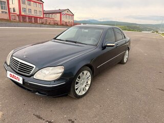 2002 Mercedes-Benz S-Класс 320 IV (W220), чёрный, 720000 рублей, вид 1