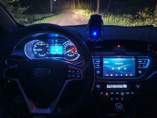 2019 Geely Emgrand 7 I Рестайлинг, серебристый, 615000 рублей, вид 3