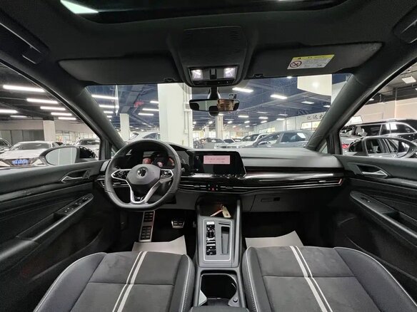 2022 Volkswagen Golf VIII, серый - вид 20