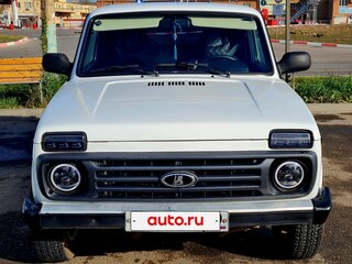 2015 Lada (ВАЗ) 2121 (4x4) Urban I Рестайлинг, белый, 700000 рублей, вид 4