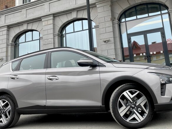 2022 Hyundai Bayon I, серый - вид 25