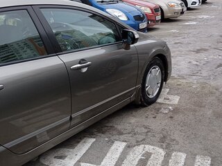 2008 Honda Civic Hybrid VIII Рестайлинг, серый, 780000 рублей, вид 4