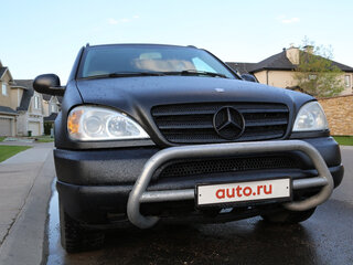 2000 Mercedes-Benz M-Класс 320 I (W163), чёрный, 700000 рублей, вид 5