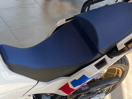 2024 Honda CRF 1100L Africa Twin, белый, 2950000 рублей, вид 4