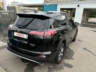2016 Toyota RAV4 IV (XA40) Рестайлинг, чёрный, 2200000 рублей, вид 4