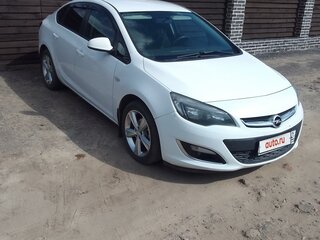 2013 Opel Astra J Рестайлинг, белый, 950000 рублей, вид 1