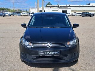 2014 Volkswagen Polo V, чёрный, 735000 рублей, вид 2