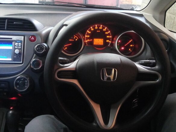 2012 Honda Fit II, серый - вид 9