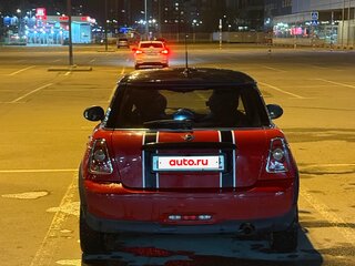 2009 Mini Hatch One II (R56), красный, 730000 рублей, вид 4