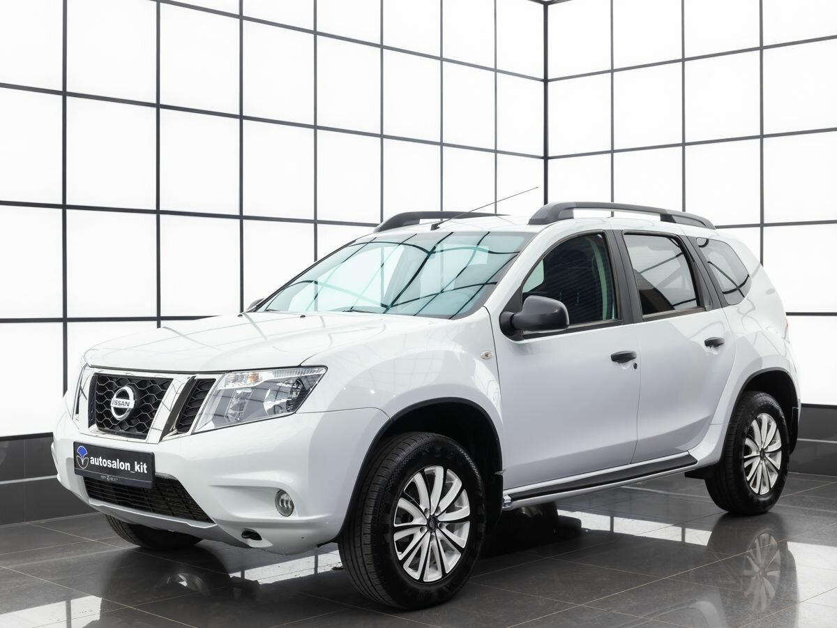 Открыть фотографии: Nissan Terrano III (D10)