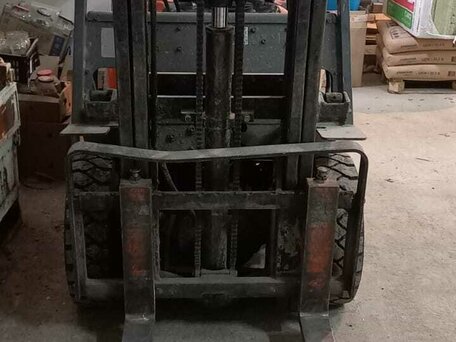 1998 Toyota 6F, красный, 980000 рублей, вид 5