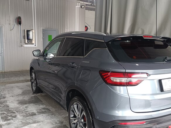 2021 Geely Coolray I, серый, 1550000 рублей - вид 2