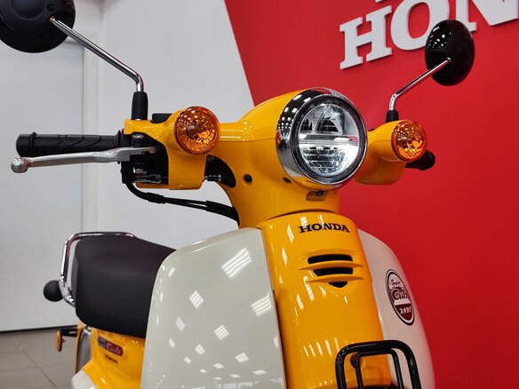 2026 Honda Super Cub, жёлтый, 349900 рублей - вид 3