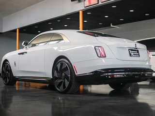 2025 Rolls-Royce Spectre I (Series I), белый, 53503132 рублей, вид 3