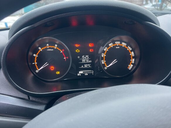 2024 Lada (ВАЗ) Granta I Рестайлинг, белый, 980000 рублей - вид 5