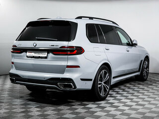 2022 BMW X7 40i I (G07) Рестайлинг, серый, 10594237 рублей, вид 5