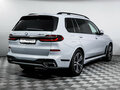 2022 BMW X7 40i I (G07) Рестайлинг, серый, 10488475 рублей - вид 4